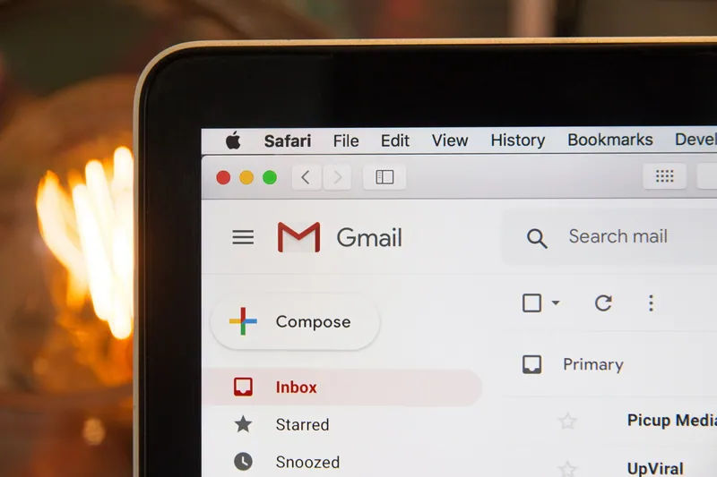Google Gmail-inkorg (Om du använder foto i en blogg / artikel, vänligen länka tillbaka till vår webbplats hostsorter.com :D)